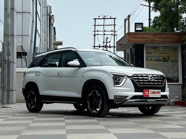 https://images10.gaadi.com/usedcar_image/4613597/original/processed_566ddcbcffdc91dcfd66895e3c8b05f8.jpg?imwidth=6400