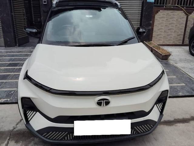 https://images10.gaadi.com/usedcar_image/4613603/original/processed_e4cdb6a7-bd09-49ea-8435-b622bb0738ef.jpg?imwidth=6400