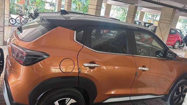 https://images10.gaadi.com/usedcar_image/4613606/original/processed_36447cfd-27b9-4af2-bf77-99b6dfdb8463.jpeg?imwidth=6401