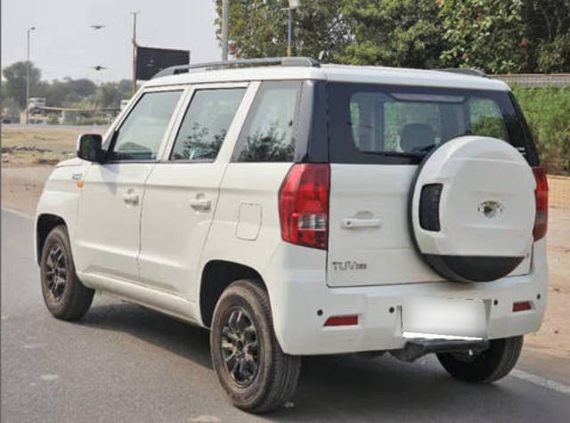 https://images10.gaadi.com/usedcar_image/4613660/original/processed_b8dd55c3-688f-43ea-8526-293ece9d162c.png?imwidth=6400