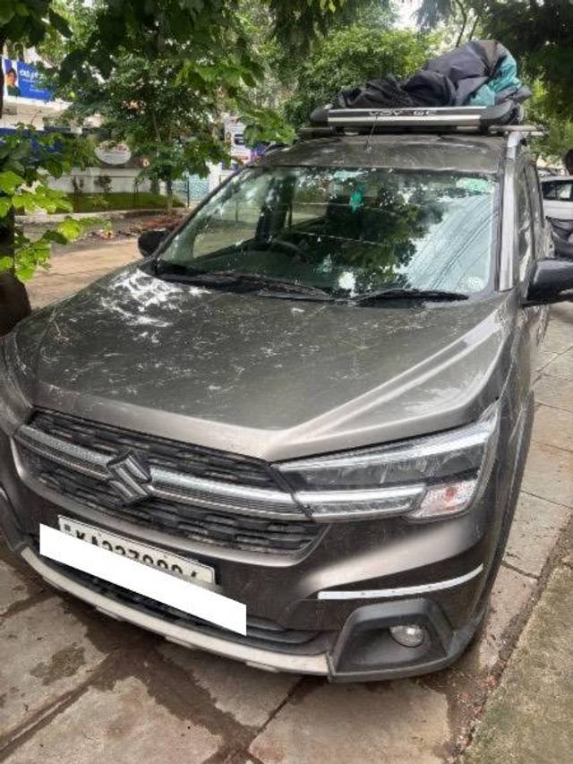 https://images10.gaadi.com/usedcar_image/4613667/original/processed_291c3e63-9509-4bf4-84aa-d3a6e2021aae.jpeg?imwidth=6402