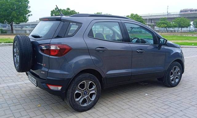 https://images10.gaadi.com/usedcar_image/4613674/original/processed_6c0620f6a8e585735985c69e81478831.jpg?imwidth=6401