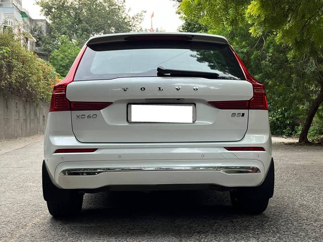 https://images10.gaadi.com/usedcar_image/4613704/original/processed_4c26a4f25f62d3c7b65a8baeaea7cebf.jpg?imwidth=6401