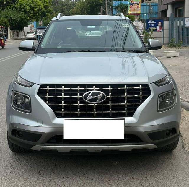 https://images10.gaadi.com/usedcar_image/4613709/original/processed_b1778be814a117489646c424c6af38ca.jpg?imwidth=6400