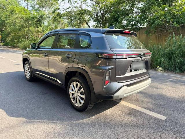 https://images10.gaadi.com/usedcar_image/4613723/original/processed_edbb092f11fb93b67f710856718535b7.jpg?imwidth=6402