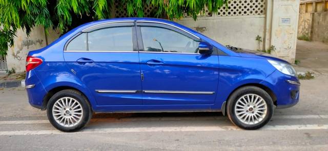 https://images10.gaadi.com/usedcar_image/4613733/original/processed_98ad749daaf32106c497644887e771ad.jpg?imwidth=6401