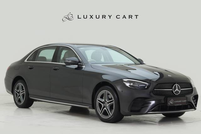 https://images10.gaadi.com/usedcar_image/4613734/original/processed_1e3fca69c14c84bdbe297e0f41000ab3.jpg?imwidth=6400