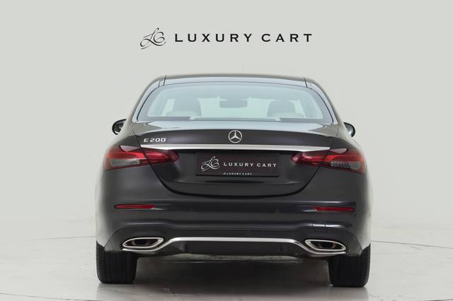https://images10.gaadi.com/usedcar_image/4613734/original/processed_58aa1569025e59a33919b621265ea125.jpg?imwidth=6402