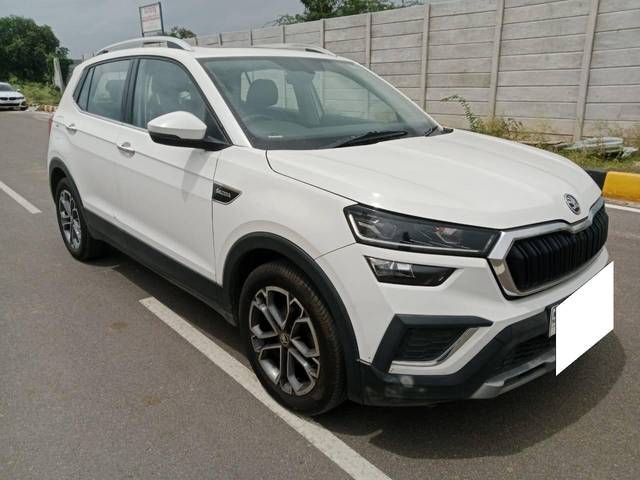 https://images10.gaadi.com/usedcar_image/4613736/original/processed_7d677815d990516d303f6795a2dfcc8f.jpg?imwidth=6400