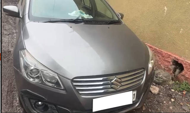 https://images10.gaadi.com/usedcar_image/4613741/original/processed_9463df4d-fe42-4545-a680-3485a0e06360.png?imwidth=6401