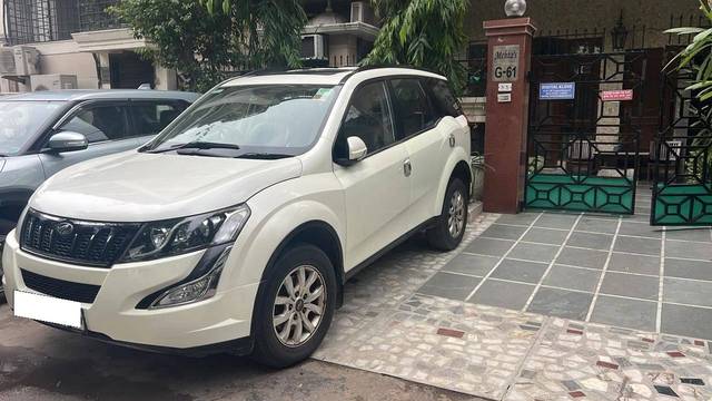 https://images10.gaadi.com/usedcar_image/4613776/original/processed_4cb537ed-9e0a-4b7d-b845-c9c376a2b0d9.jpg?imwidth=6400