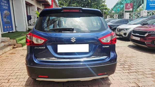 https://images10.gaadi.com/usedcar_image/4613791/original/processed_b1146ad29d12e047d8862aa5398c598c.jpg?imwidth=6402