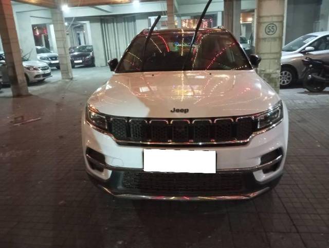 https://images10.gaadi.com/usedcar_image/4613812/original/processed_4ebe5715-1a7b-4573-a357-fcfa3e9a68ac.jpg?imwidth=6400