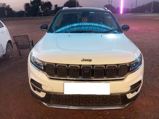https://images10.gaadi.com/usedcar_image/4613812/original/processed_8b4acfc6-1778-4c5e-bae9-c4076227b496.jpg?imwidth=6402