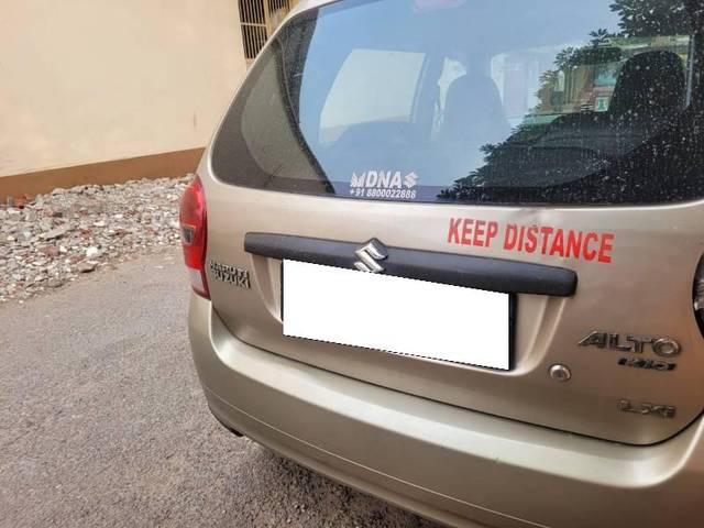 https://images10.gaadi.com/usedcar_image/4613822/original/processed_adec7ecb-b653-4a3a-ab4e-357739565a1c.jpeg?imwidth=6401
