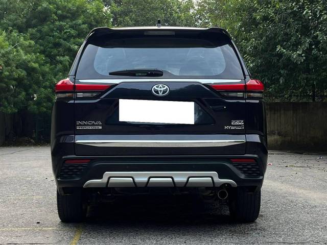 https://images10.gaadi.com/usedcar_image/4613824/original/processed_50b5f059b62b61ae448cb47c0e43f801.jpg?imwidth=6402