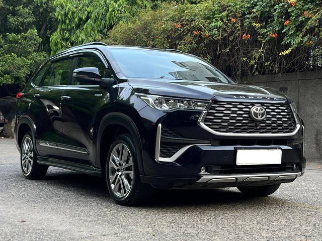 https://images10.gaadi.com/usedcar_image/4613824/original/processed_ccbb9f1ce7e089ae543120b487bdc07f.jpg?imwidth=6400
