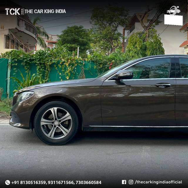https://images10.gaadi.com/usedcar_image/4613827/original/processed_9529efaede90f214253847b26486d290.jpg?imwidth=6402