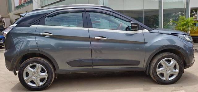 https://images10.gaadi.com/usedcar_image/4613830/original/processed_8ad7a22ce69193b10a51c2b65dfedb23.jpeg?imwidth=6401