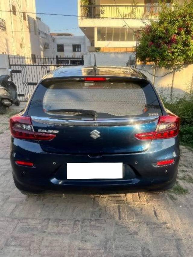 https://images10.gaadi.com/usedcar_image/4613834/original/processed_bc686a3c-0fd3-41f8-b6ee-9ee06b59d105.jpeg?imwidth=6401