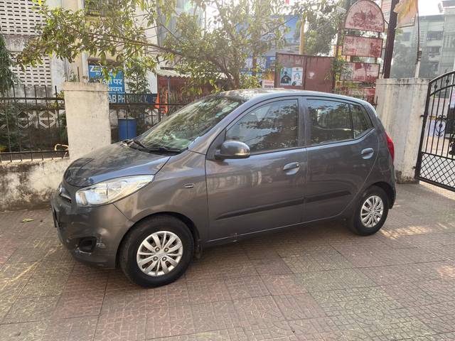 https://images10.gaadi.com/usedcar_image/4613866/original/processed_b87e882c-b742-4801-9f04-e660e07652dd.jpeg?imwidth=6400