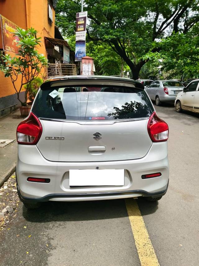 https://images10.gaadi.com/usedcar_image/4613960/original/processed_354d123a37d8c066e99e5c384fc12b78.jpg?imwidth=6402