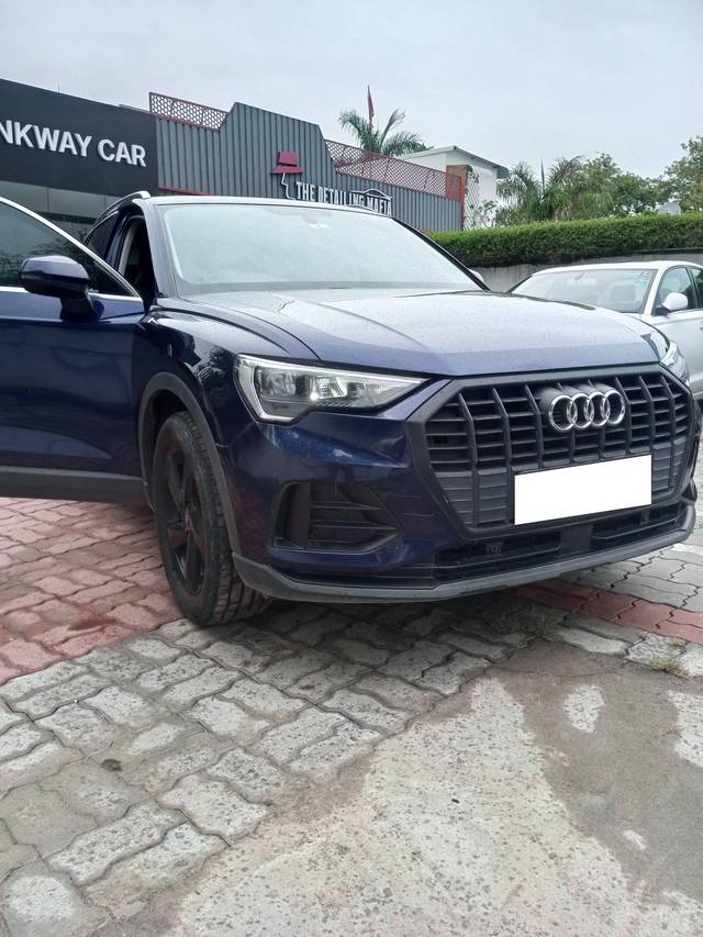 https://images10.gaadi.com/usedcar_image/4613964/original/processed_b03cc55159245c7863c051ab7e28b9ea.jpg?imwidth=6400