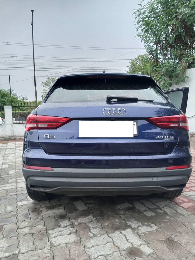 https://images10.gaadi.com/usedcar_image/4613964/original/processed_ed09295c0496ec804e86f0ce5ef76e80.jpg?imwidth=6401