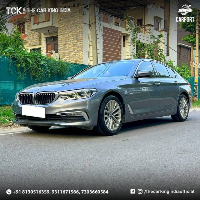 https://images10.gaadi.com/usedcar_image/4613967/original/processed_39dd9b20c85c07edde4e8e5ad66b7283.jpg?imwidth=6401
