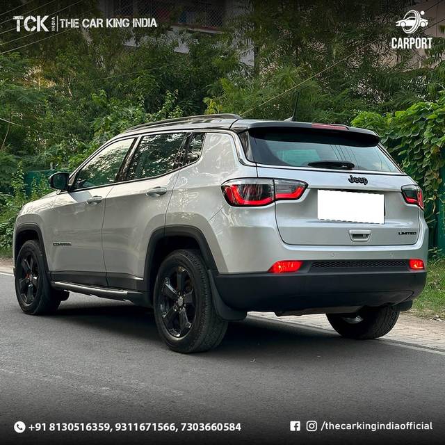 https://images10.gaadi.com/usedcar_image/4613969/original/processed_33aa717f92abc8789325173c5cd383c8.jpg?imwidth=6401