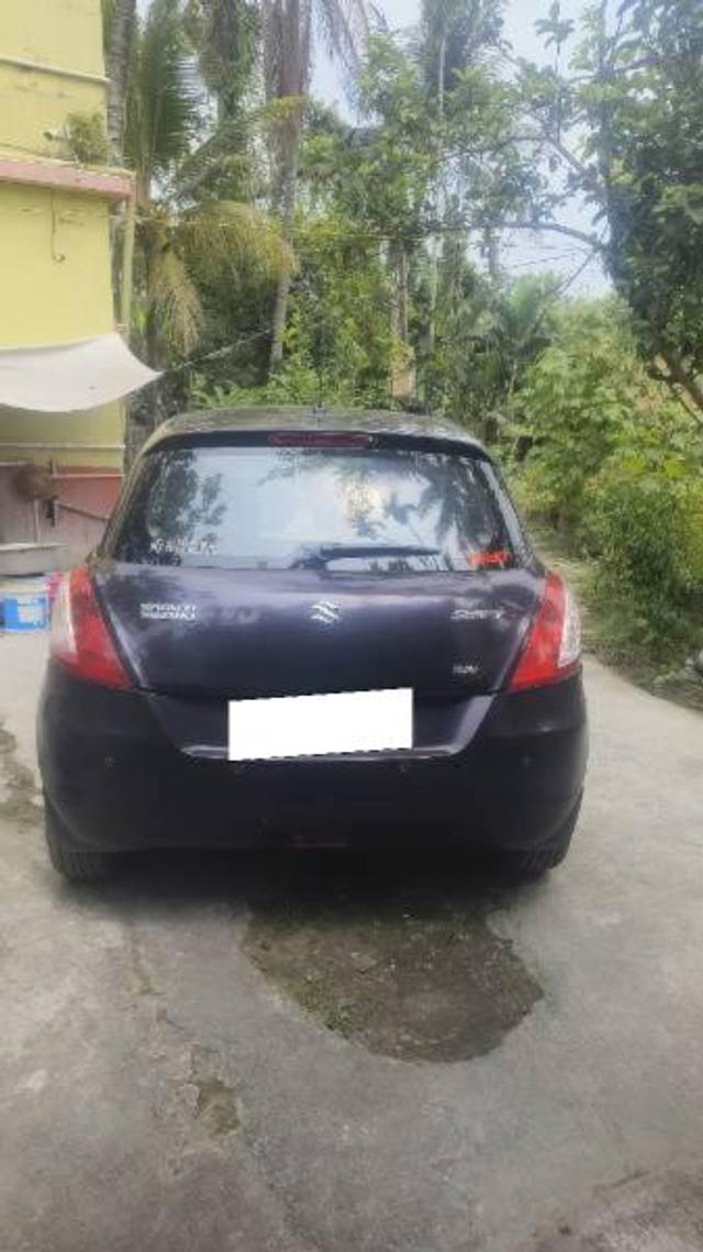 https://images10.gaadi.com/usedcar_image/4613974/original/processed_ce3680ad-8126-4aae-bbb1-7835dbd23335.jpg?imwidth=6401