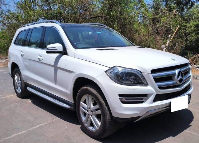 https://images10.gaadi.com/usedcar_image/4613982/original/processed_733337a336f274f06e5e48eae29e02e6.jpg?imwidth=6400
