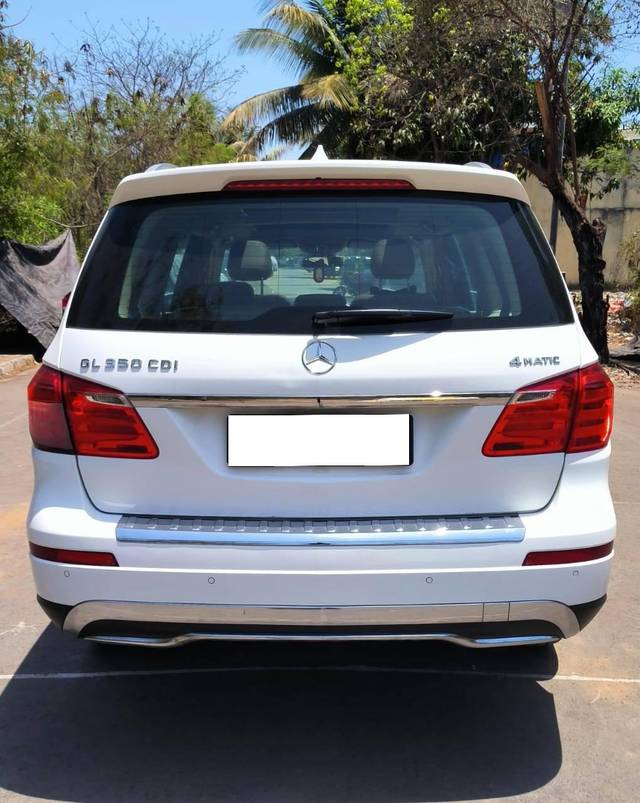 https://images10.gaadi.com/usedcar_image/4613982/original/processed_7e5f76340225bd54e275a1c8ad3f30b4.jpg?imwidth=6402