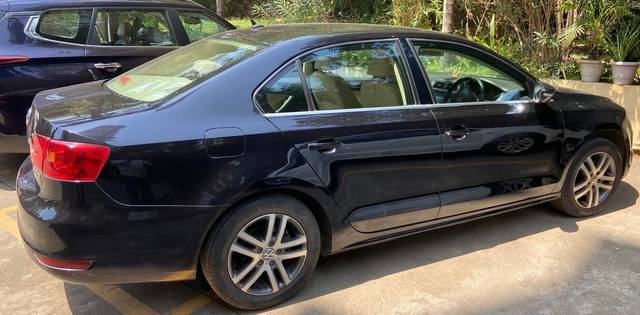 https://images10.gaadi.com/usedcar_image/4614000/original/4db21dcf214bfdfe0e0dc54a3c19a5aa.jpeg?imwidth=6401