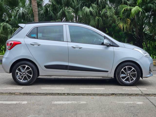 https://images10.gaadi.com/usedcar_image/4614004/original/processed_d2a1220b4b1c5edf848293de4ce0019f.jpg?imwidth=6401