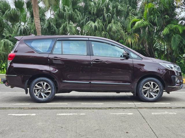 https://images10.gaadi.com/usedcar_image/4614006/original/processed_17b2ab11b05ad93327f42d8bea4fa364.jpg?imwidth=6401