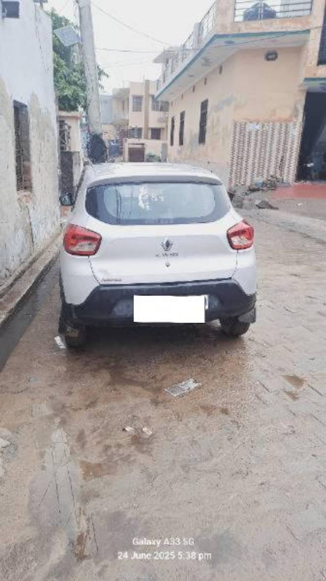 https://images10.gaadi.com/usedcar_image/4614014/original/processed_2e07cfea-3695-45bf-862e-f738d35b9df3.jpg?imwidth=6400