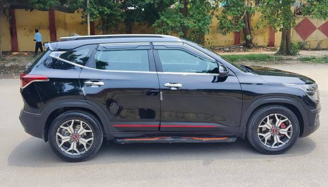 https://images10.gaadi.com/usedcar_image/4614081/original/5849559d68dd3fb401d8444412beca72.jpg?imwidth=6401
