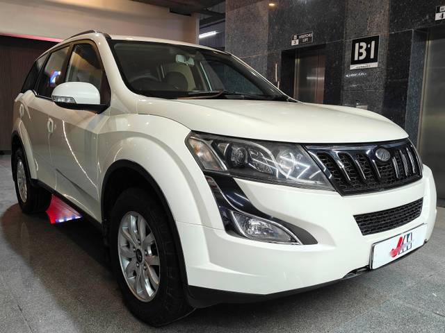 https://images10.gaadi.com/usedcar_image/4614086/original/processed_4692f92b7ddfe30e59914302796e7e8a.jpg?imwidth=6400