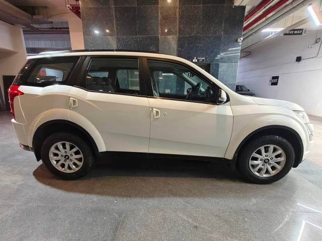 https://images10.gaadi.com/usedcar_image/4614086/original/processed_e45a827662f79aef991304712cbc1fb4.jpg?imwidth=6401