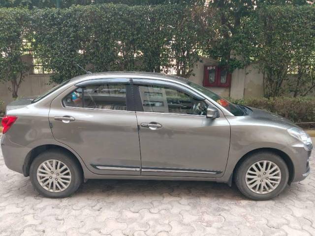 https://images10.gaadi.com/usedcar_image/4614094/original/processed_0e5b0eba-35b5-457c-bf25-74637b21cf74.jpg?imwidth=6400