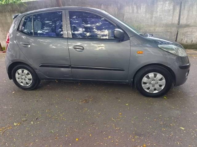 https://images10.gaadi.com/usedcar_image/4614100/original/processed_1e745c2e-86cc-4c89-8801-2565a6637b0b.jpeg?imwidth=6400