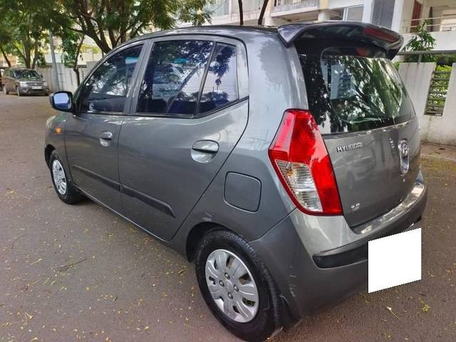 https://images10.gaadi.com/usedcar_image/4614100/original/processed_22521508-f275-47d6-ade7-c1ca411c7e44.jpeg?imwidth=6402