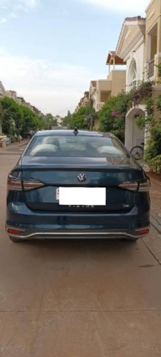 https://images10.gaadi.com/usedcar_image/4614120/original/processed_c9aaa8e6-48da-4350-bbb3-1f91f1b7abba.jpg?imwidth=6401