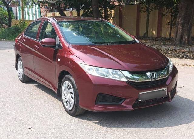 https://images10.gaadi.com/usedcar_image/4614123/original/processed_813bb7149e4960ef9678338dc2a44aaf.jpg?imwidth=6400