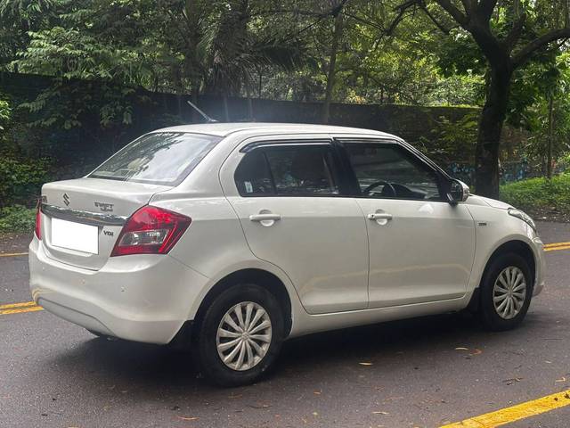 https://images10.gaadi.com/usedcar_image/4614125/original/processed_c5618a61f15c60665d5b086e1ca155e2.jpg?imwidth=6402