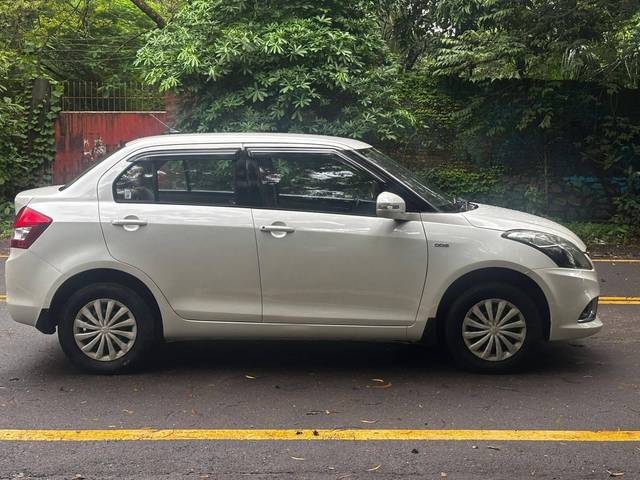 https://images10.gaadi.com/usedcar_image/4614125/original/processed_cbf9a32fafd8a30aa31bf849d13615dc.jpg?imwidth=6401