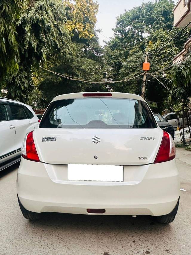 https://images10.gaadi.com/usedcar_image/4614160/original/processed_ad165717508fb9f192b8c0cce0e542f7.jpg?imwidth=6402