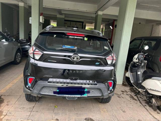 https://images10.gaadi.com/usedcar_image/4614223/original/processed_9e8e3a6c-d264-4052-a0b7-490583830f76.jpeg?imwidth=6401