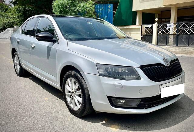 https://images10.gaadi.com/usedcar_image/4614225/original/processed_93a9dd50177c9db2e63fe437fca8152b.jpg?imwidth=6400